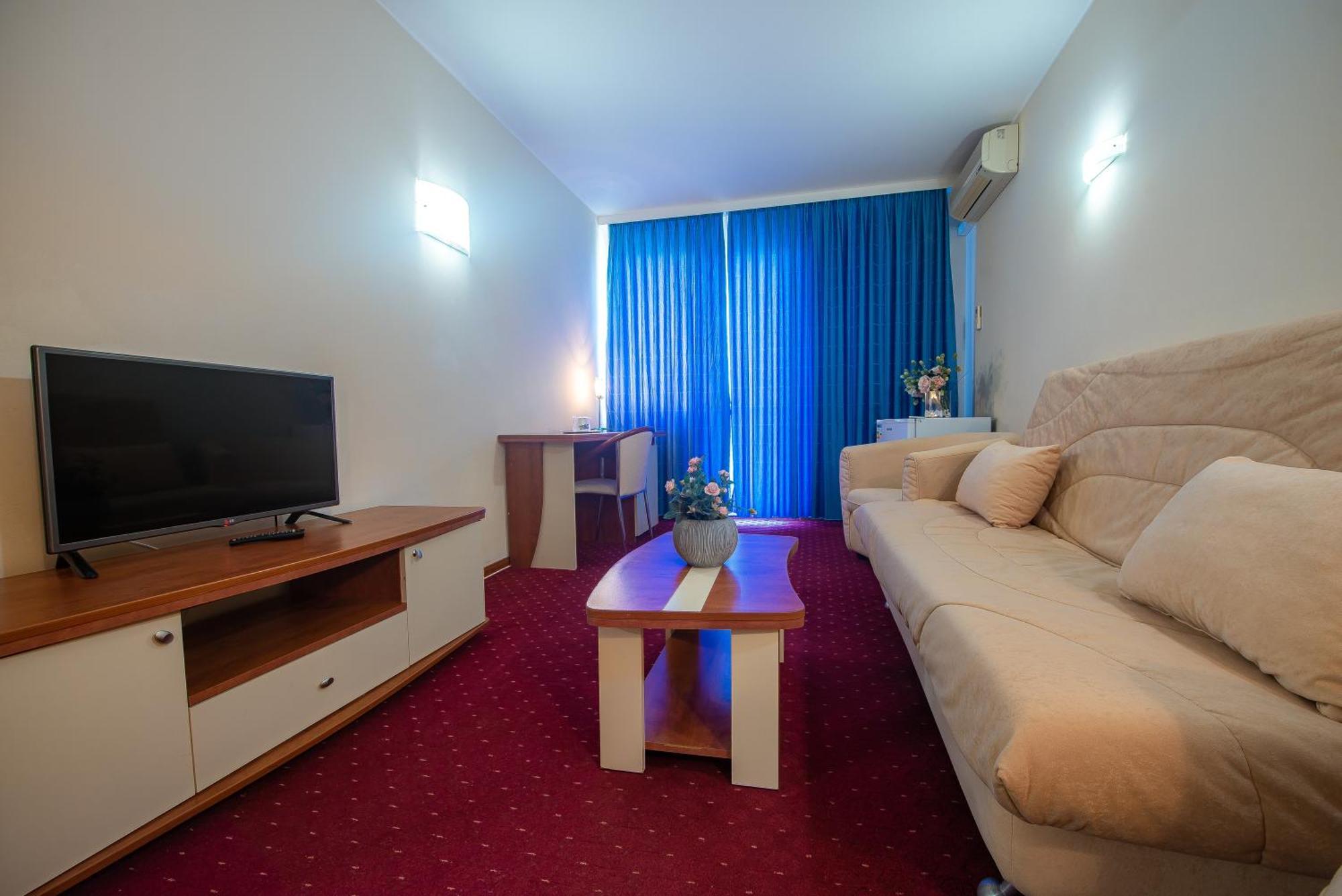 נפטון Hotel Doina מראה חיצוני תמונה
