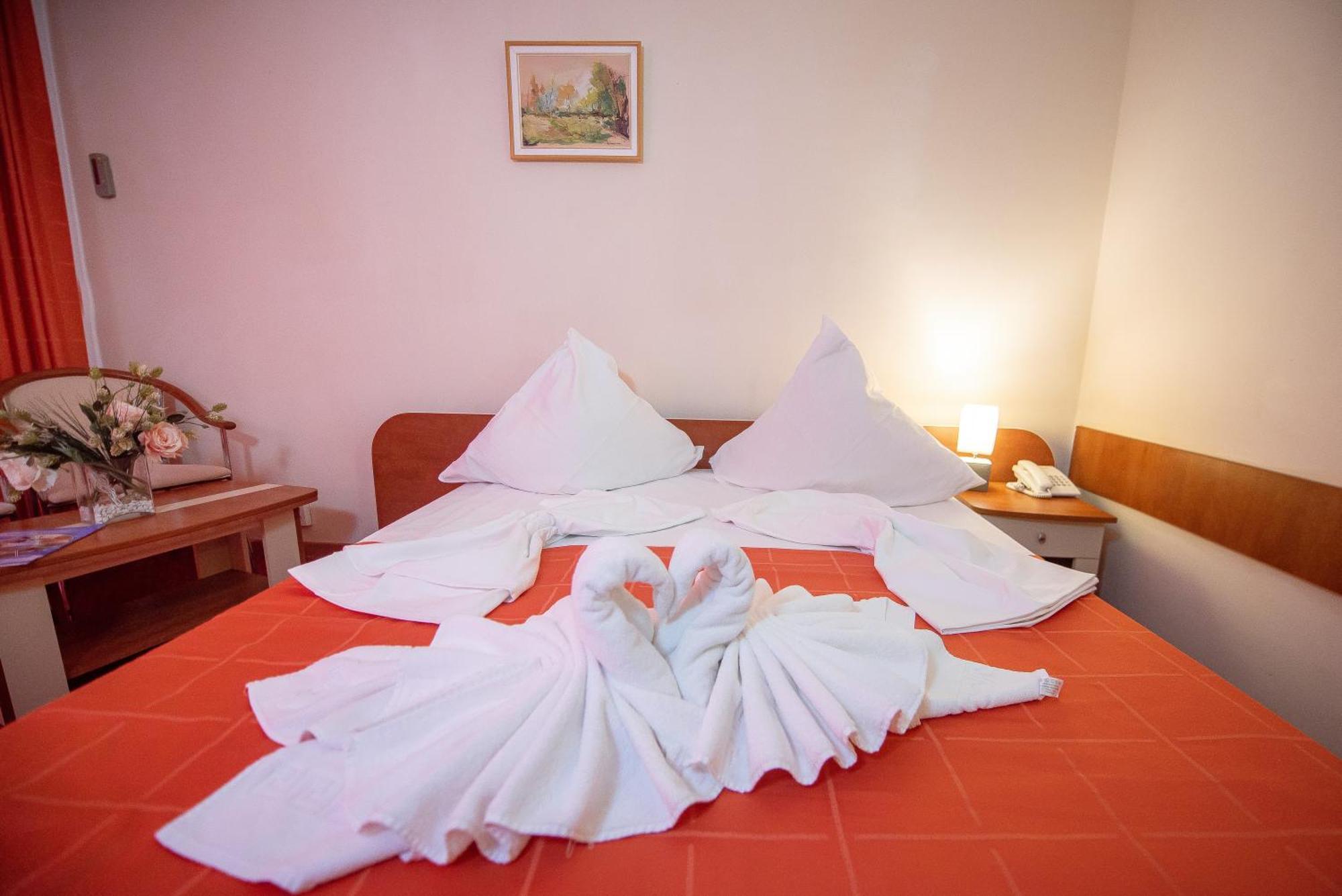 נפטון Hotel Doina מראה חיצוני תמונה