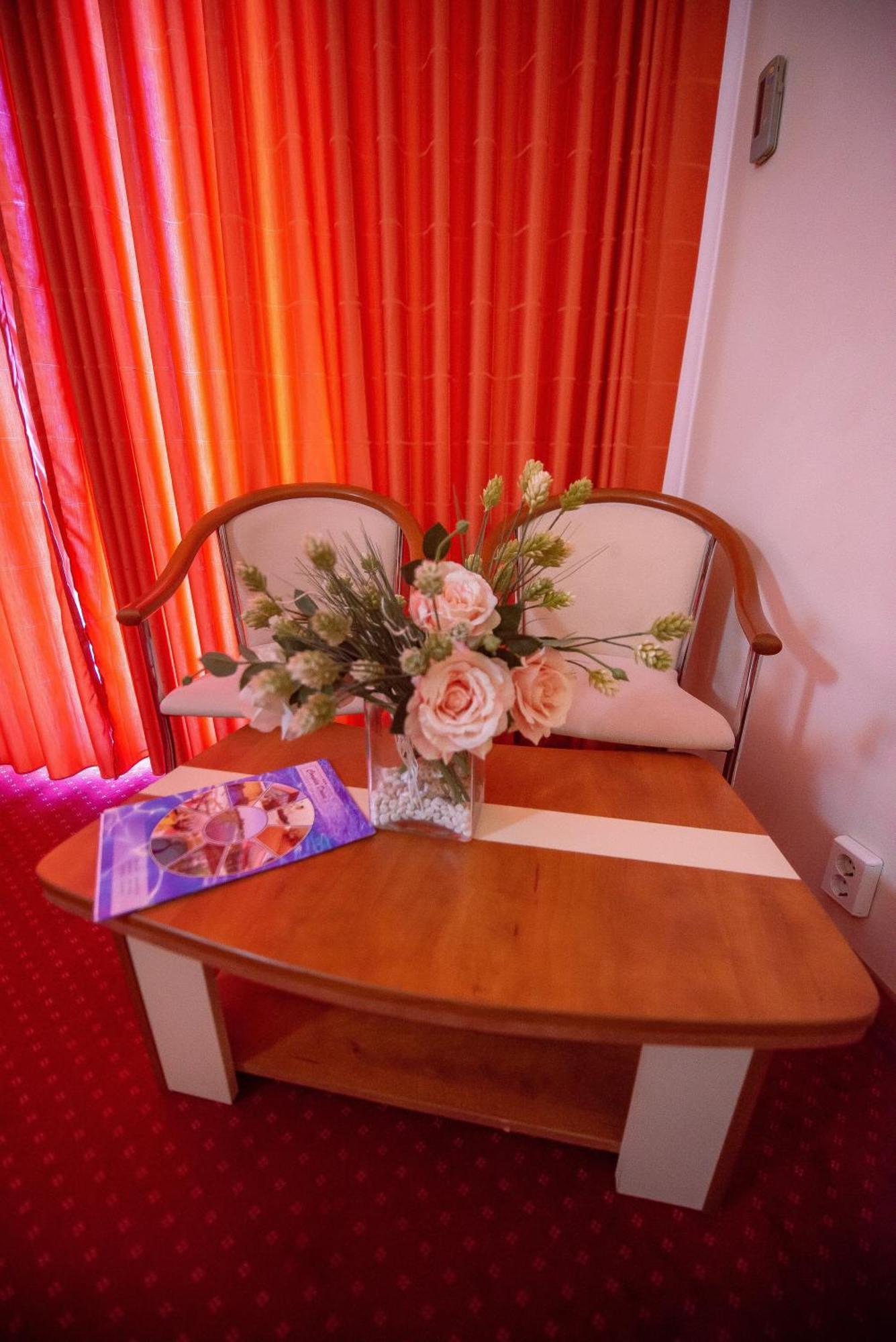 נפטון Hotel Doina מראה חיצוני תמונה