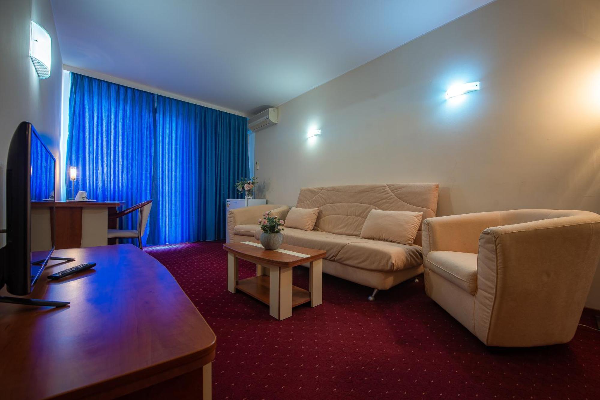 נפטון Hotel Doina מראה חיצוני תמונה