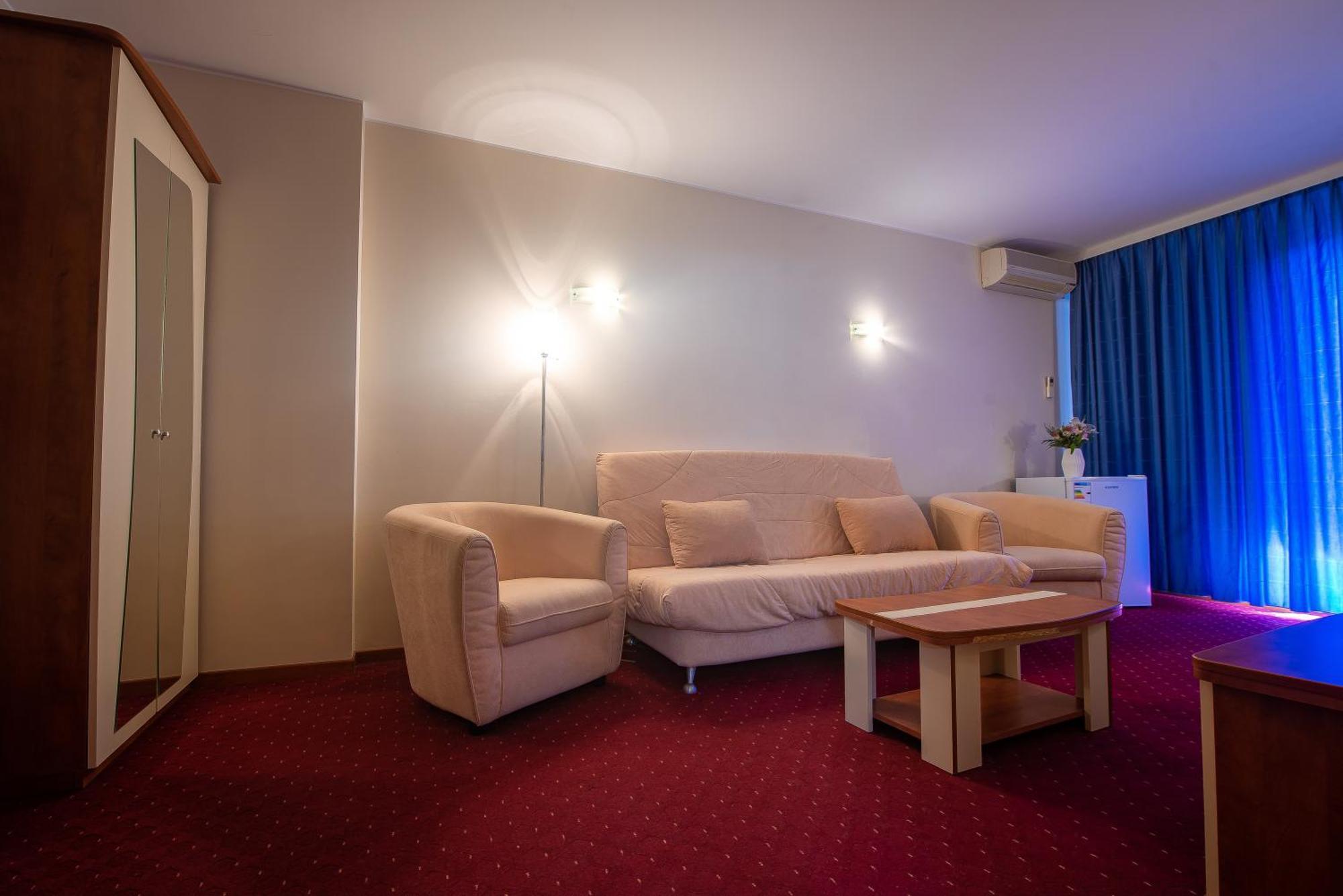 נפטון Hotel Doina מראה חיצוני תמונה